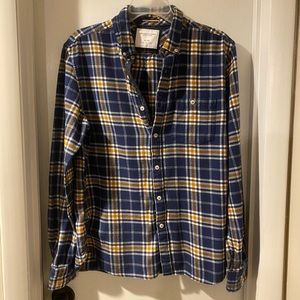 Men’s denim & flower shirt, size medium